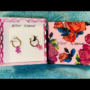 Betsy‎ Johnson Blossom Earrings